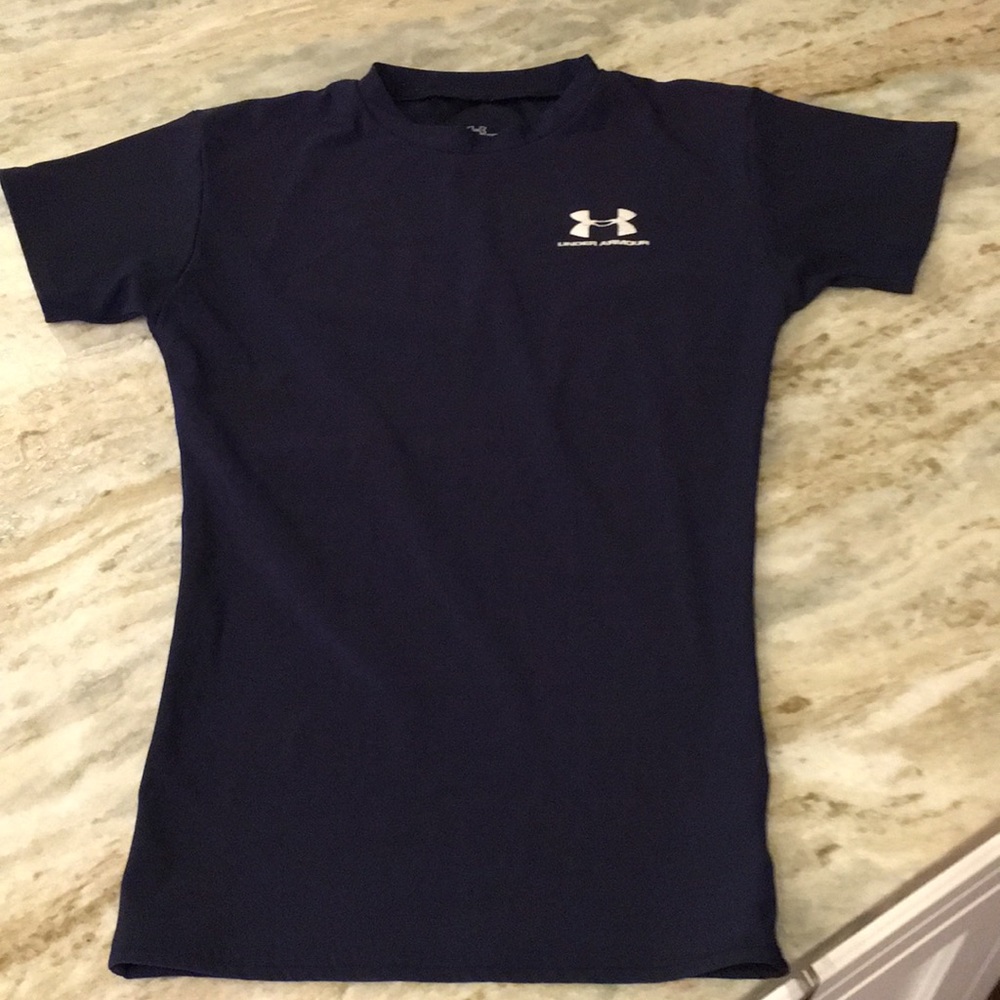 🔥3 for $15 Boys Under Armour dry fit. Dark blue
